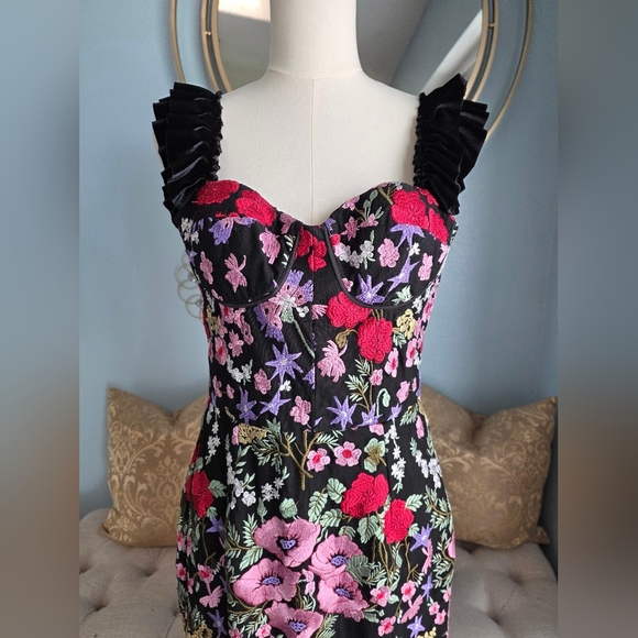 Bronx and Banco Alicia Midi Dress - Picture 2 of 10